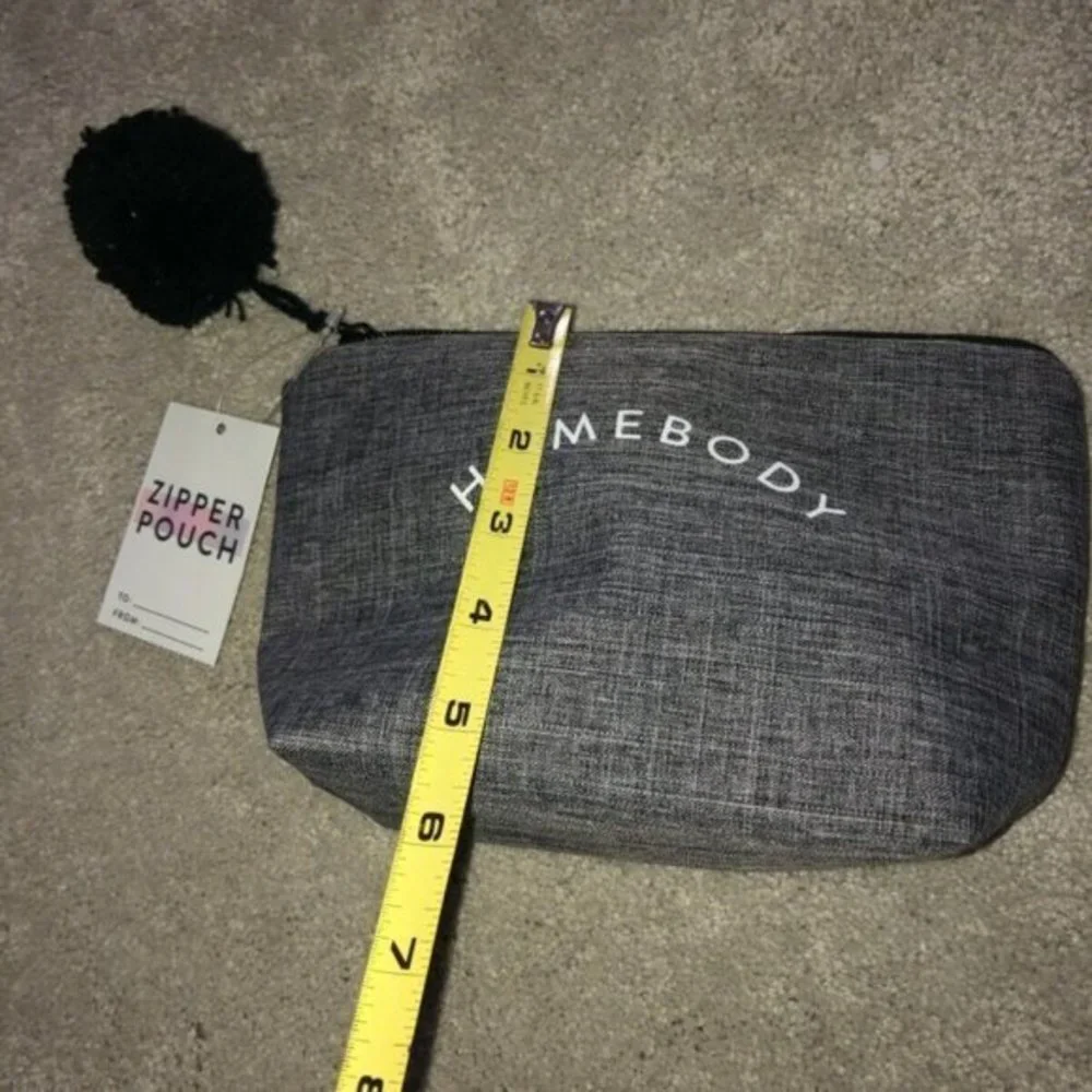 Cosmetic Make Up Bag Case‎ Pouch Gray Christmas Stocking Stuffer NWT